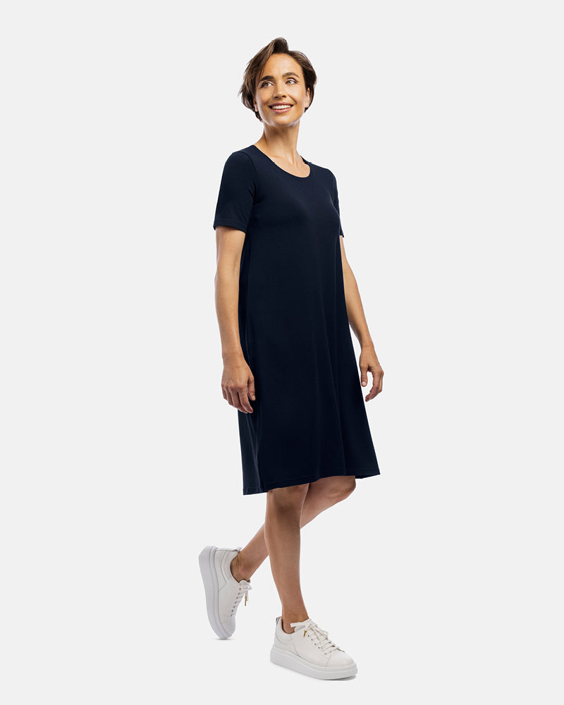 LILJANA Rundhals Kurzarm-Shirtkleid