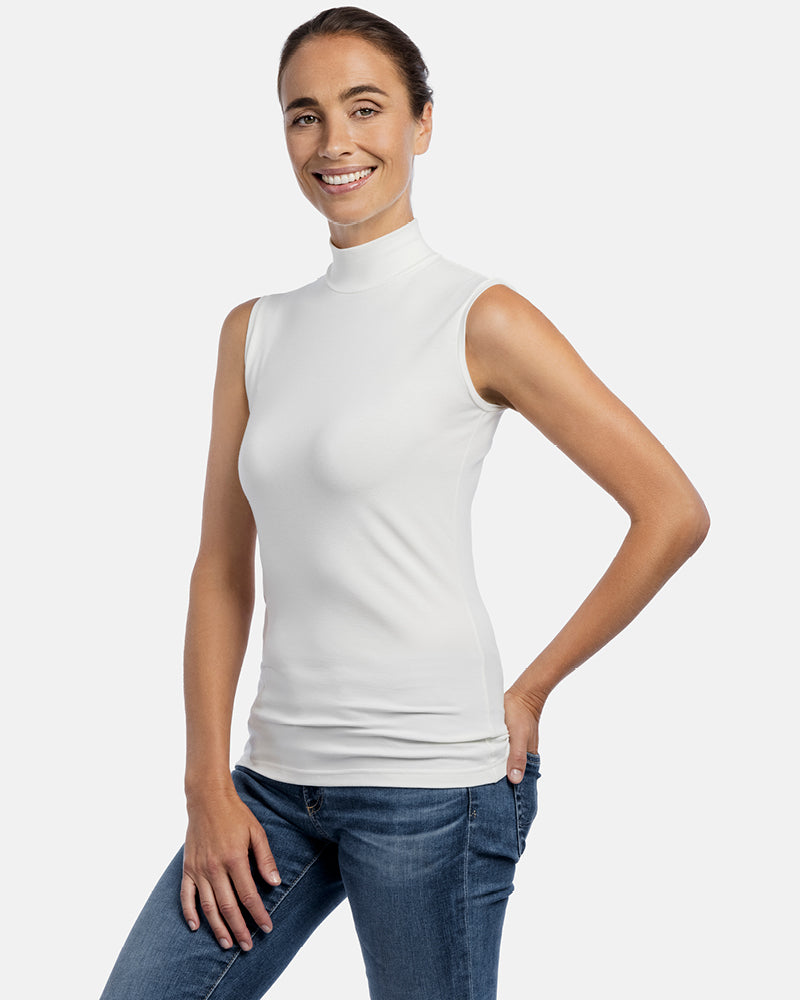 Frau Vorderansicht, Damen-Stehkragen-Top Rubina, Farbe White