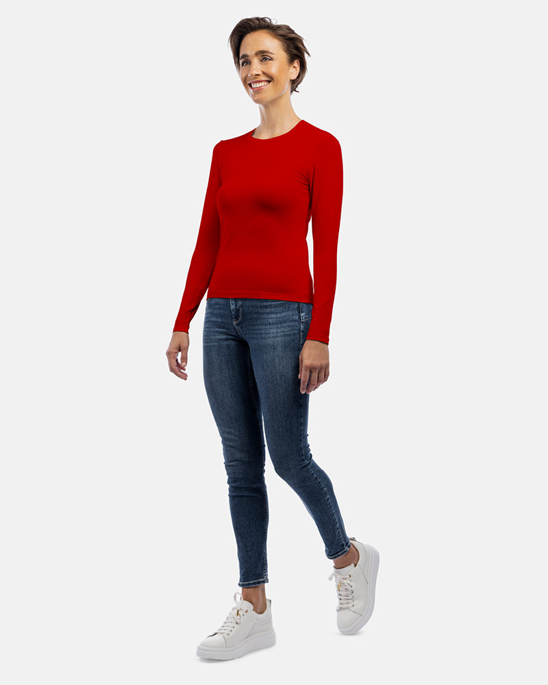 Frau Vorderansicht, Damen-Langarmshirt Alissa, Farbe Red