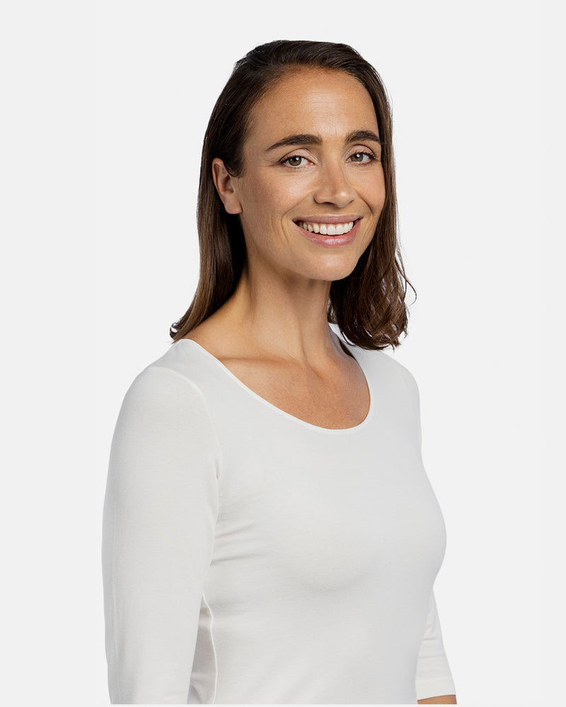 Detail Rundhalsausschnitt, Damen-Shirt Angela, 3/4-Arm, Farbe White