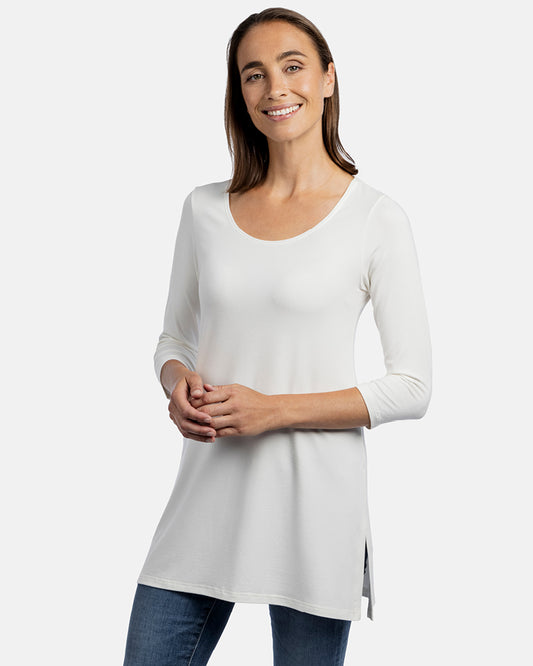 Frau Vorderansicht, Damen-Tunika Emily, 3/4-Arm, Farbe White